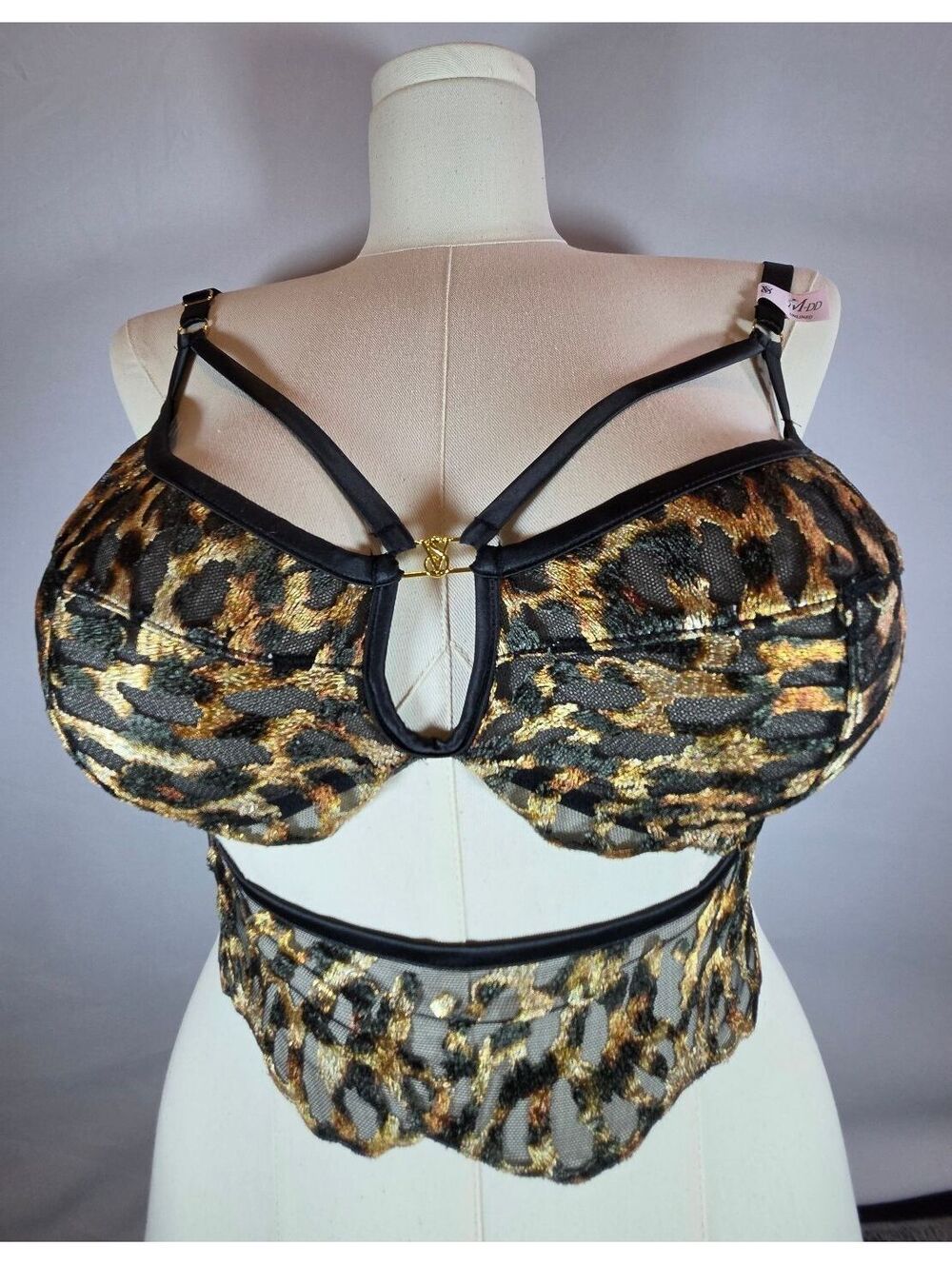 Victoria’s Secret Very Sexy Leopard Unlined Bra M-DD Black Gold NWT